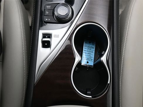 Used 2018 INFINITI Q50 Luxe w/ Essential Package (3.0T Luxe) image 16