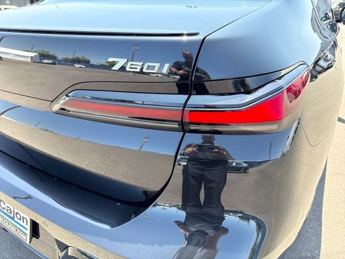 New 2025 BMW 760i xDrive AWD/4WD image 17