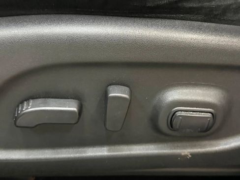 Used 2016 Nissan Murano SV FWD image 30
