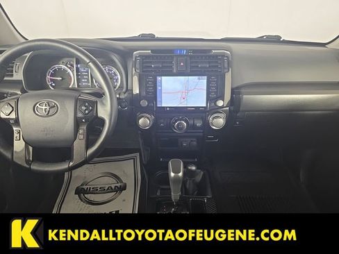Certified 2024 Toyota 4Runner TRD Off-Road Premium w/ Moonroof Package AWD/4WD image 15