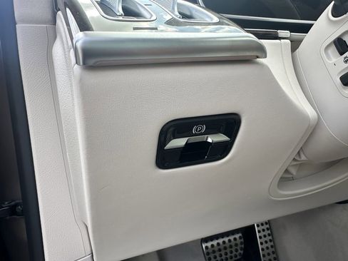 New 2026 Mercedes-Benz S 580 4MATIC Sedan image 36