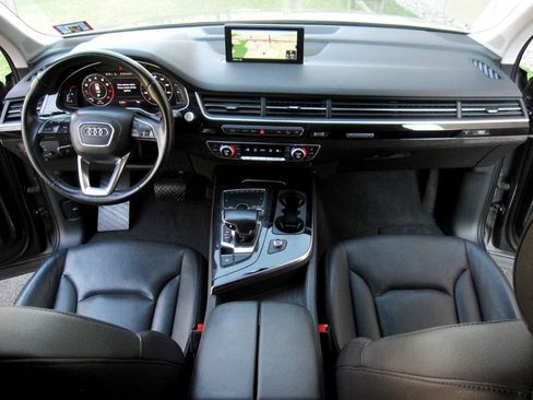 Used 2019 Audi Q7 3.0T Premium Plus w/ Premium Plus Package AWD/4WD image 21