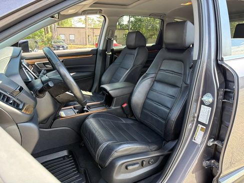Used 2022 Honda CR-V Touring image 19