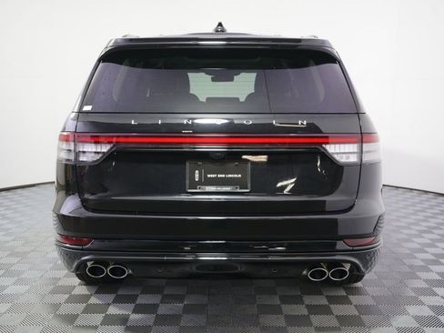 New 2026 Lincoln Aviator AWD w/ Jet Appearance Package image 5