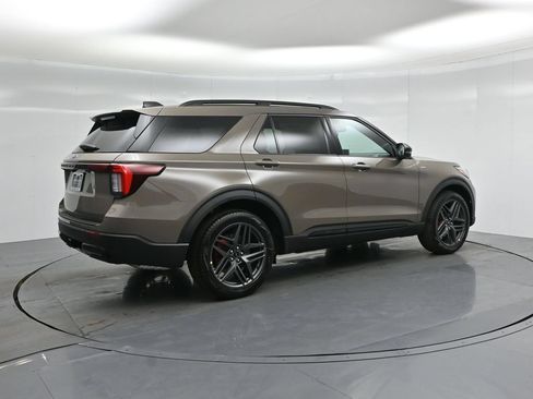 New 2026 Ford Explorer ST-Line RWD image 30
