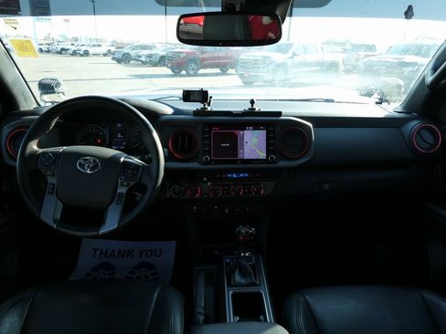 Used 2023 Toyota Tacoma TRD Off-Road image 18