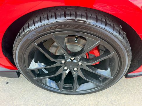 Used 2020 Ford Mustang Premium RWD image 10