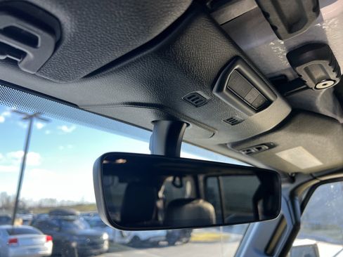 Used 2020 Jeep Wrangler Unlimited Sahara image 24