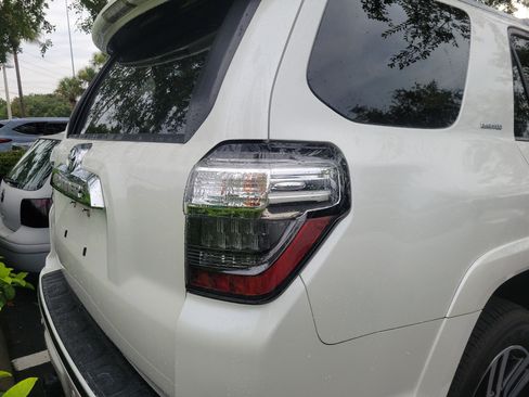 Used 2023 Toyota 4Runner Limited RWD image 15