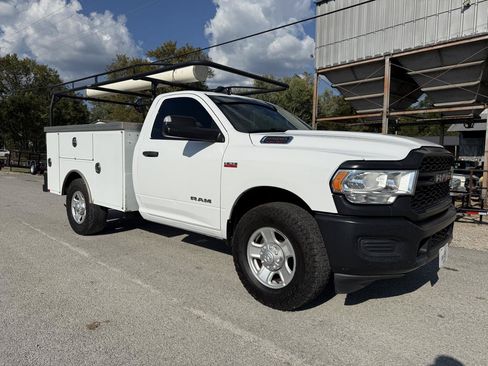 Used 2022 RAM 2500 Tradesman RWD image 8