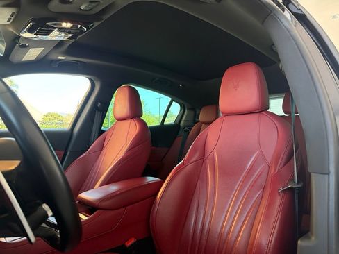Certified 2023 Maserati Grecale Folgore AWD/4WD image 15