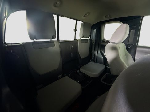 Used 2021 Toyota Tacoma SR5 image 25