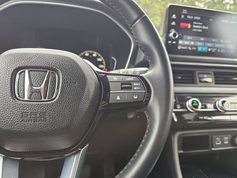 Used 2024 Honda Pilot Touring image 31