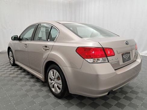 Used 2014 Subaru Legacy 2.5i image 4