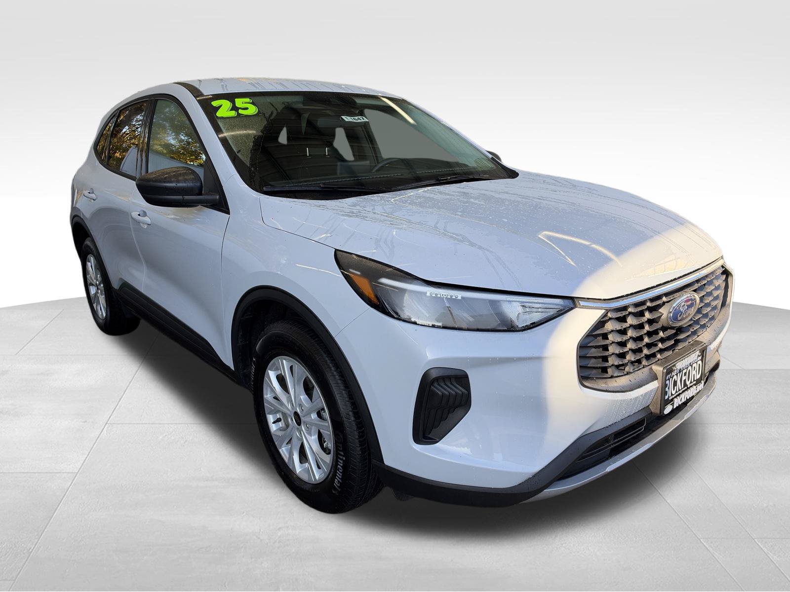 Used 2025 Ford Escape Active AWD/4WD image 3