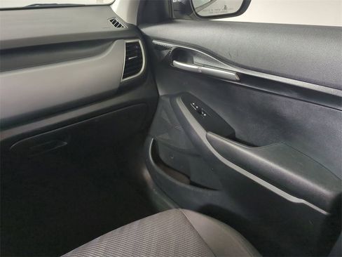 Used 2022 Kia Seltos LX image 18