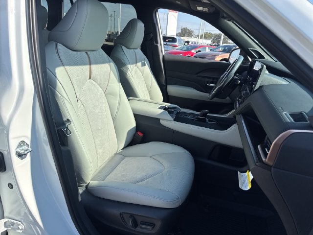 New 2026 Toyota Grand Highlander AWD Hybrid image 12