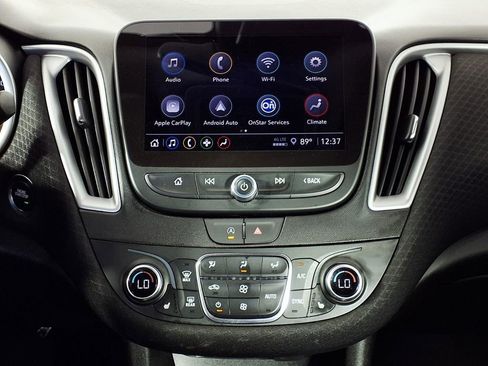 Used 2024 Chevrolet Malibu LT FWD image 22