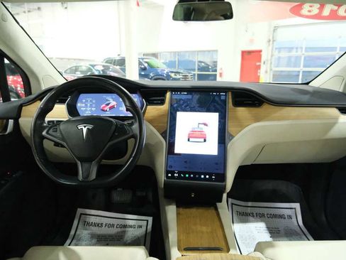Used 2018 Tesla Model X 100D AWD/4WD image 28