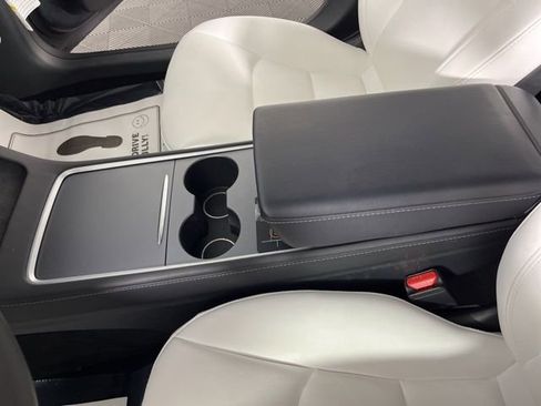 Used 2023 Tesla Model 3 Standard Range image 26