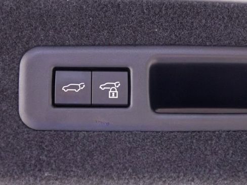 Used 2022 Lexus RX 350L Premium image 23