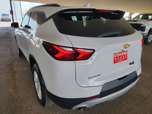 Used 2022 Chevrolet Blazer LT FWD image 10