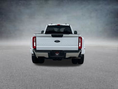 Used 2025 Ford F350 XLT AWD/4WD image 4