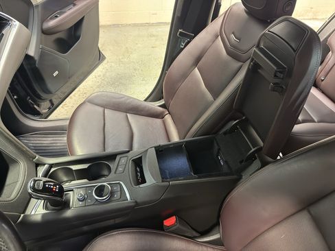 Used 2021 Cadillac XT6 Premium Luxury AWD/4WD image 20