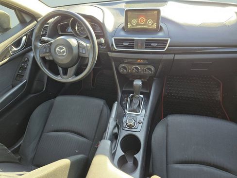 Used 2016 MAZDA MAZDA3 i Sport image 28