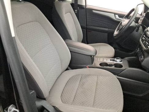 Used 2021 Ford Escape SE FWD image 16