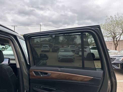 New 2026 Volkswagen Atlas SE FWD image 20