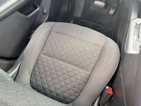 Used 2019 Chevrolet Blazer LT image 29