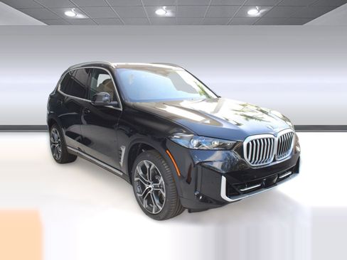 New 2026 BMW X5 sDrive40i w/ Executive Package image 7