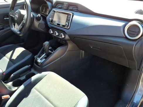 Used 2023 Nissan Versa SV FWD image 21