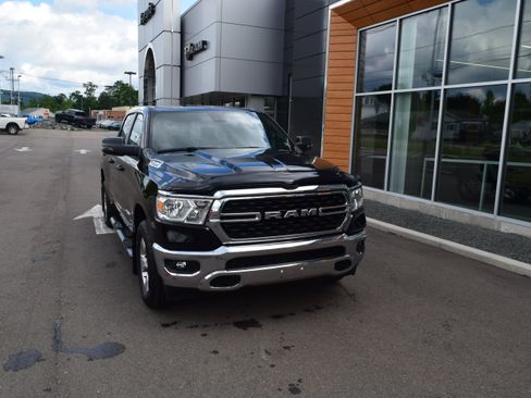 Used 2024 RAM 1500 Big Horn AWD/4WD image 2