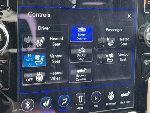 Used 2021 RAM 1500 Laramie w/ Laramie Southwest Edition AWD/4WD image 24