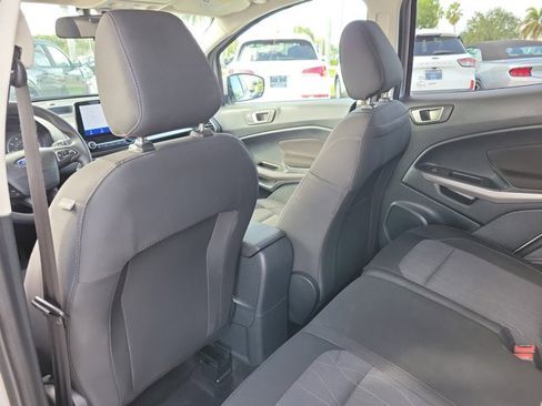 Used 2021 Ford EcoSport SE image 12