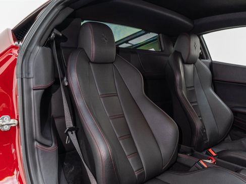 Used 2011 Ferrari 458 Italia Coupe RWD image 37