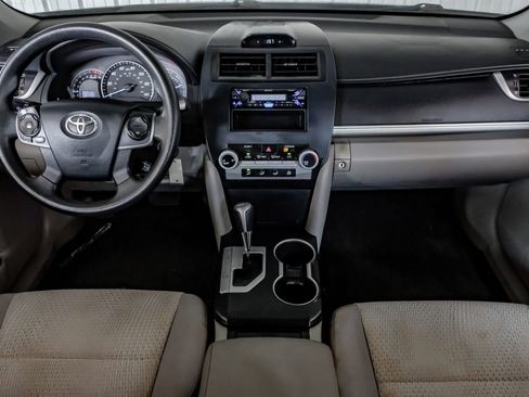 Used 2012 Toyota Camry LE image 13
