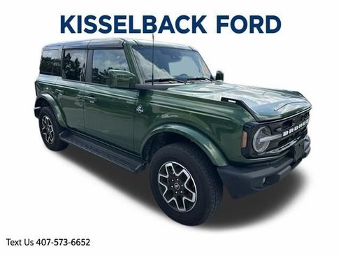 Certified 2025 Ford Bronco Outer Banks AWD/4WD image 1