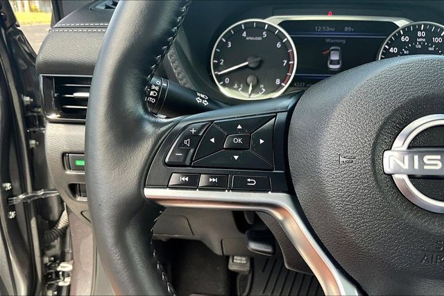 Used 2025 Nissan Sentra SV w/ All-Weather Package FWD image 10