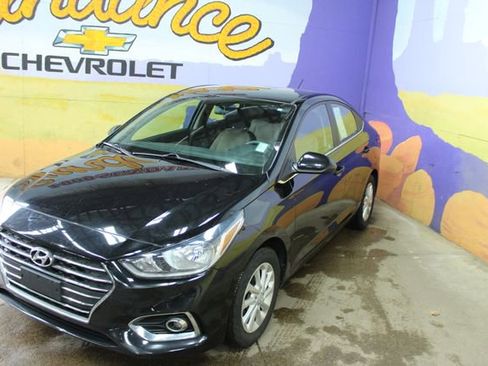 Used 2021 Hyundai Accent SEL image 4