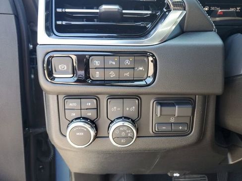New 2026 GMC Yukon XL Elevation w/ Elevation Premium Package AWD/4WD image 29