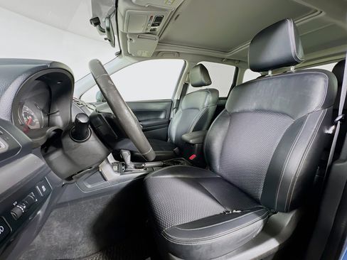 Used 2017 Subaru Forester 2.0XT Premium image 11