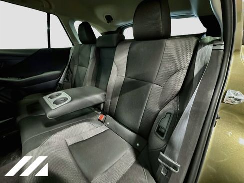 Used 2025 Subaru Outback Premium AWD/4WD image 24