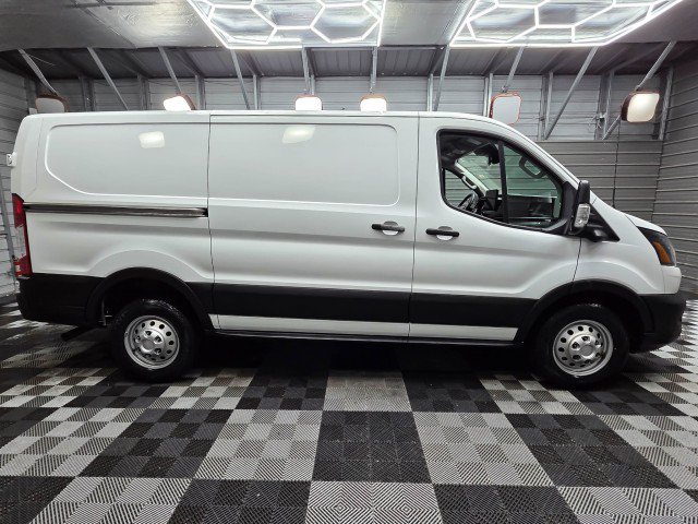 Used 2024 Ford Transit 150 Low Roof AWD w/ Exterior Upgrade Package image 10