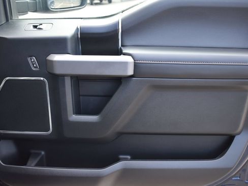 Used 2019 Ford F150 Platinum w/ Equipment Group 701A Luxury AWD/4WD image 24