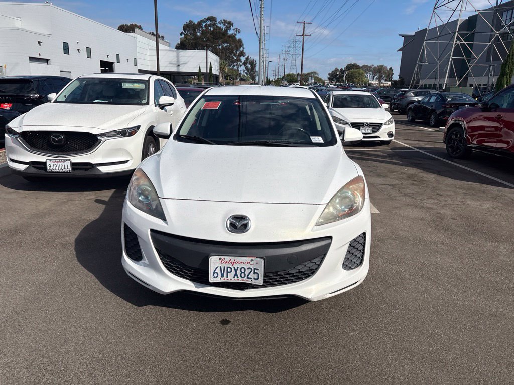 Used 2012 MAZDA MAZDA3 i Touring FWD image 2