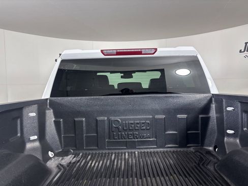 Used 2025 GMC Sierra 1500 SLT image 24