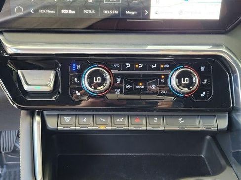 New 2026 GMC Sierra 3500 Denali Ultimate AWD/4WD image 21